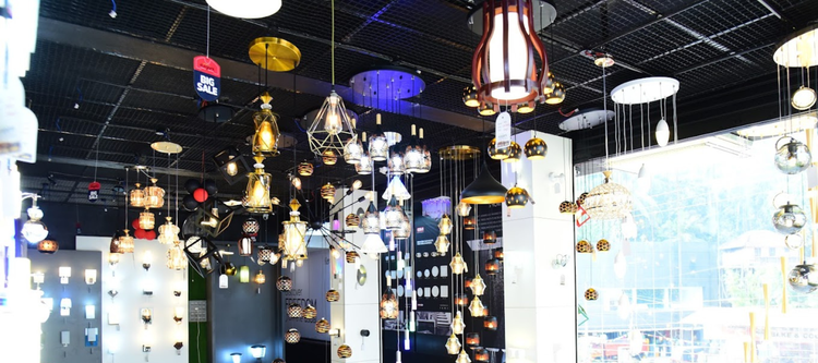 multiple hanging lights